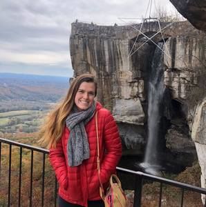 Meet your Posher, Victoria